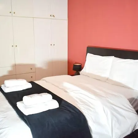 Апартаменты The Red House δίπλα στον μύλο των ξωτικών